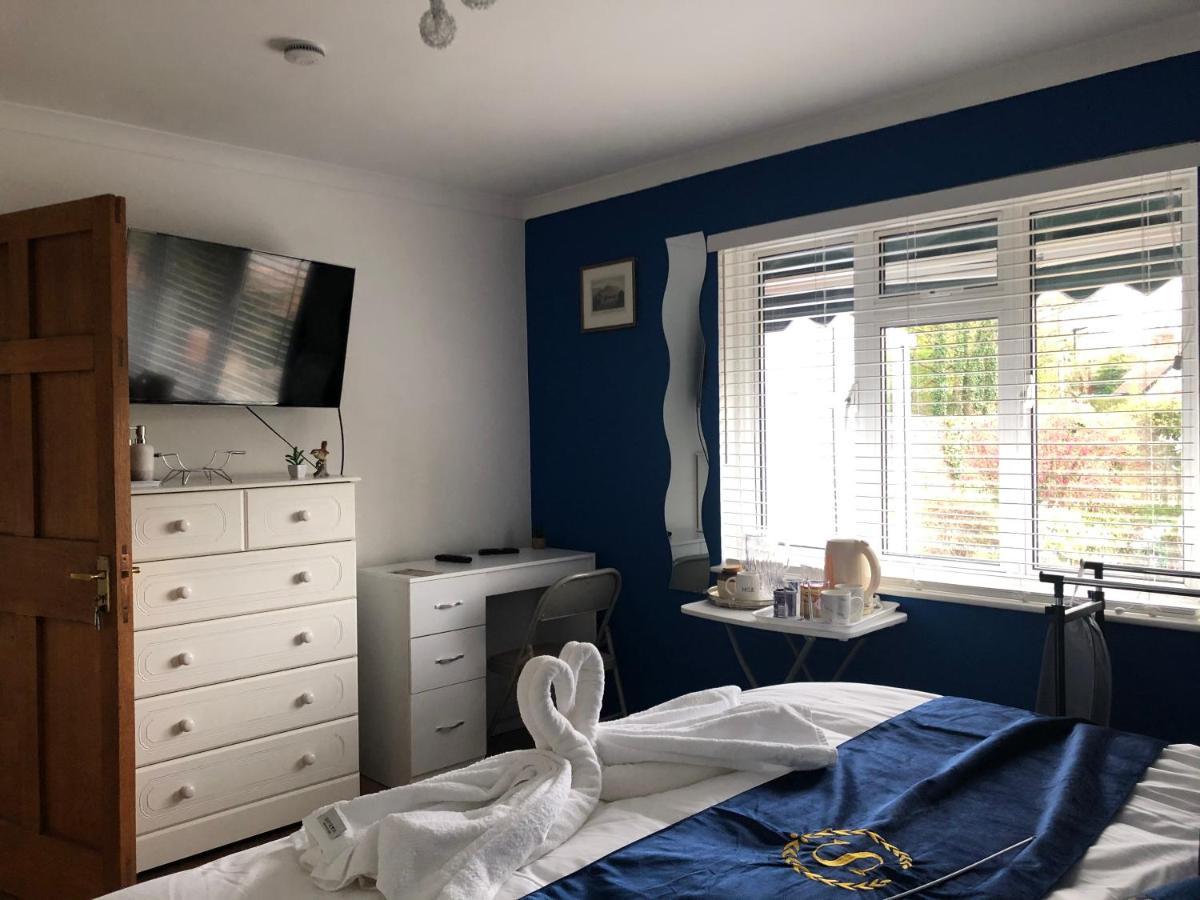 Bed and Breakfast Ponders End Newport  Esterno foto